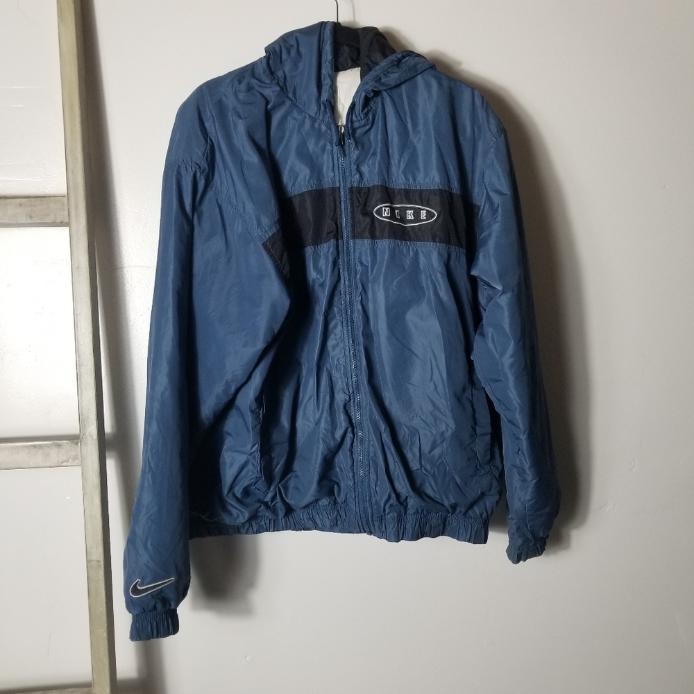NIKE WOMEN'S COAT SIZE LARGE
